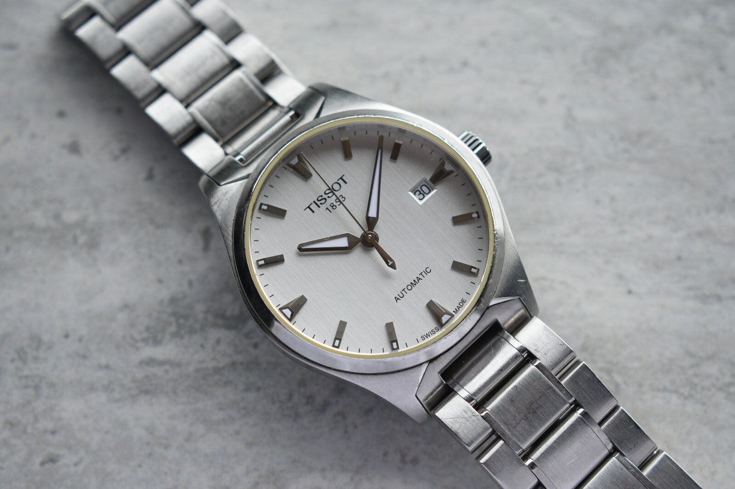 Tissot Grey Dial Automatic Men's Steel Bracelet Watch Display Caseback