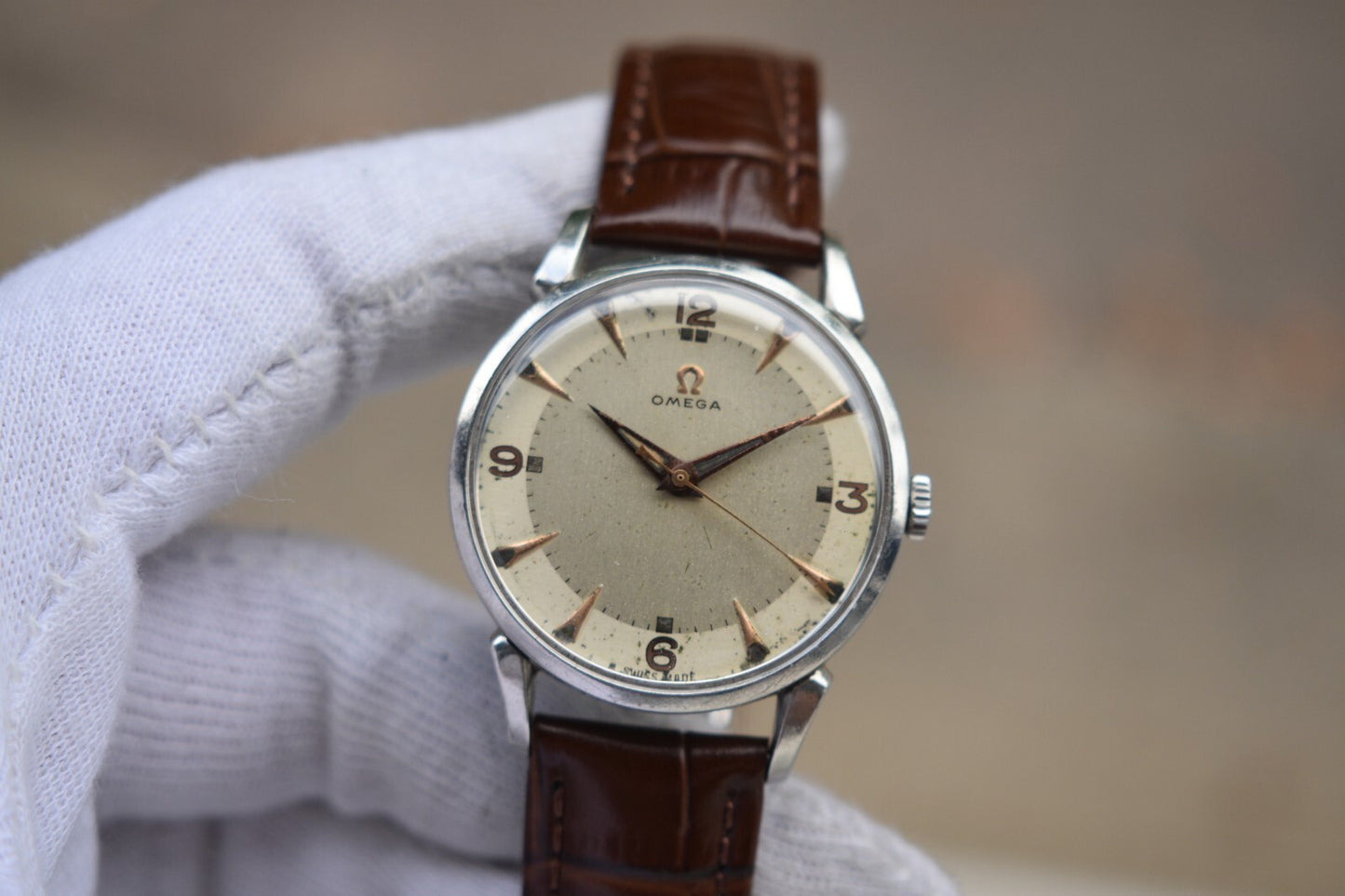 1952 Vintage Omega Mechanical Dress Watch Rare Dial Dog Leg Lugs