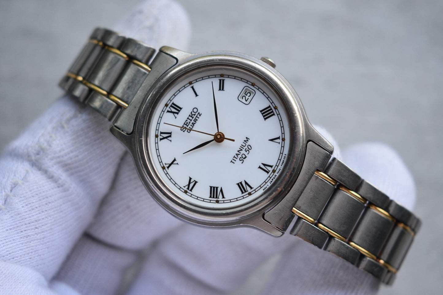 October 1990 Seiko Titanium Two Tone Day Date Men's Bracelet Rare Watch