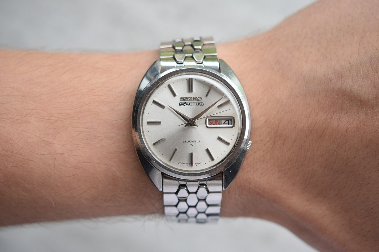 November 1970 Vintage Seiko Actus Kanji Automatic Bracelet Silver Sunburst Watch