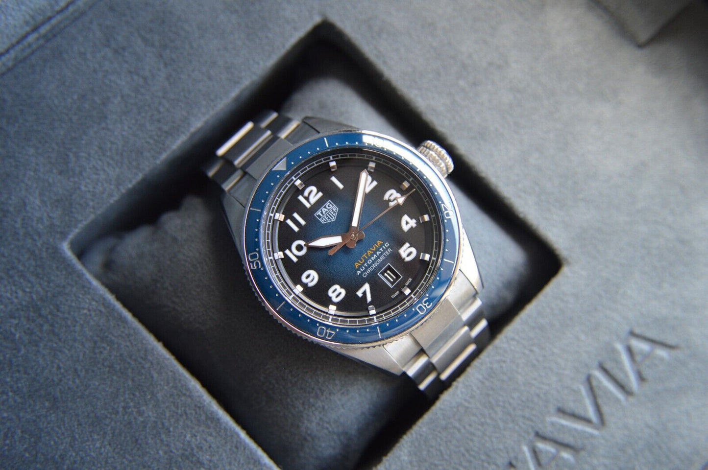 Tag Heuer Autavia Automatic Fullset 42mm Steel Blue Men's Dive Watch WBE5116