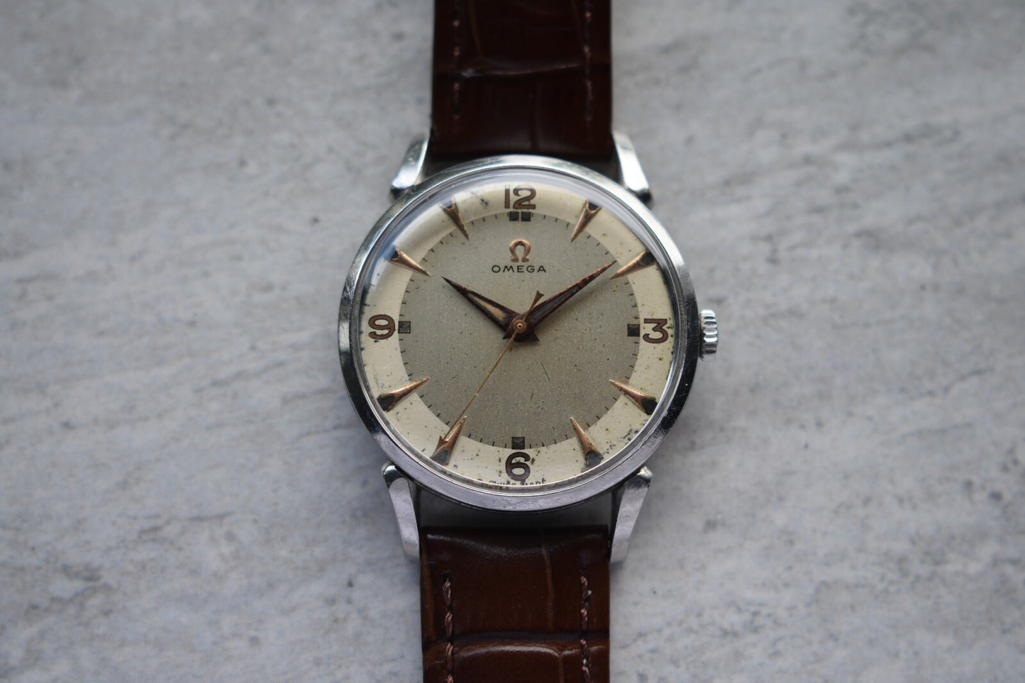 1952 Vintage Omega Mechanical Dress Watch Rare Dial Dog Leg Lugs
