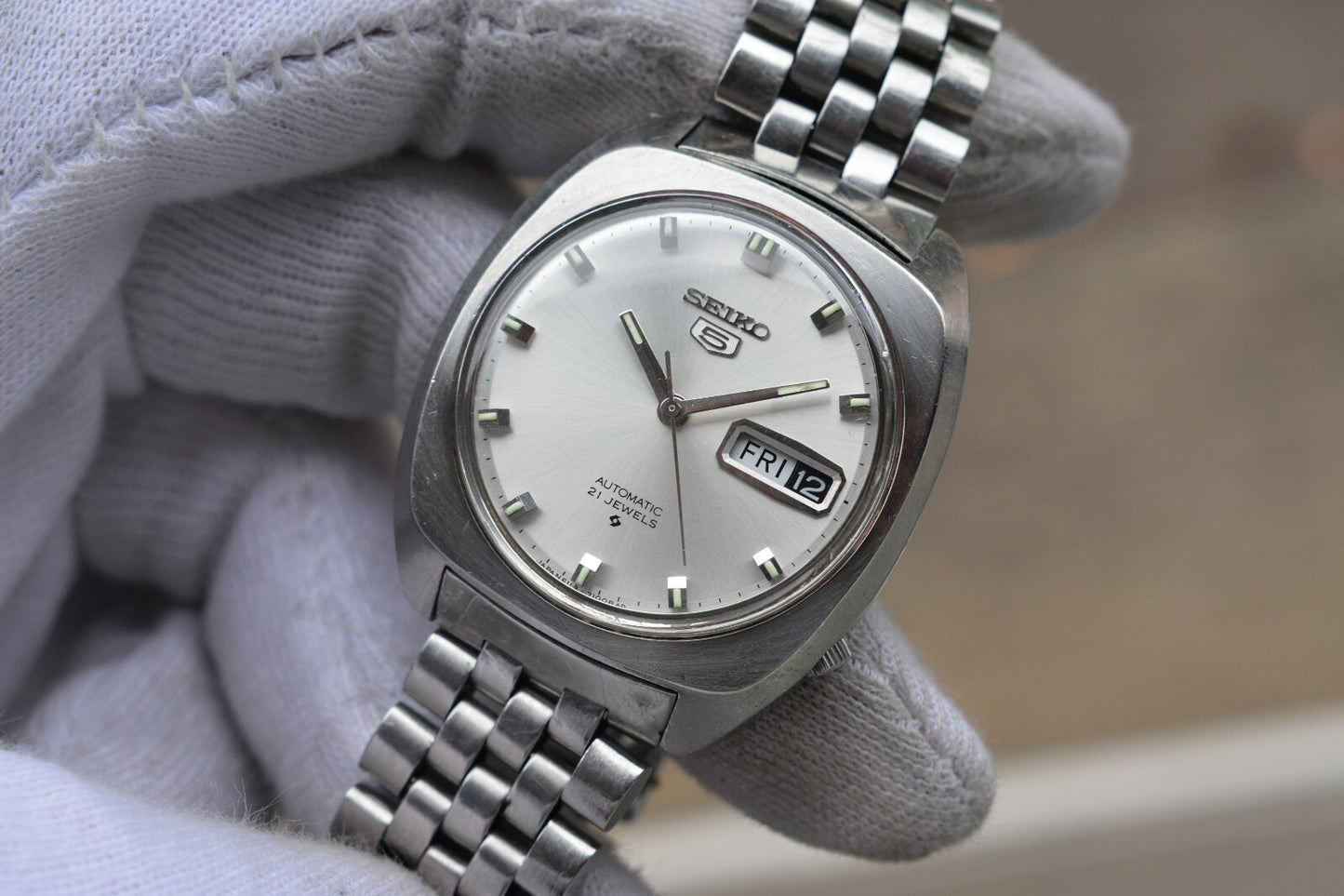 December 1968 Rare Vintage Seiko 6119 Automatic Bracelet Silver Sunburst Watch
