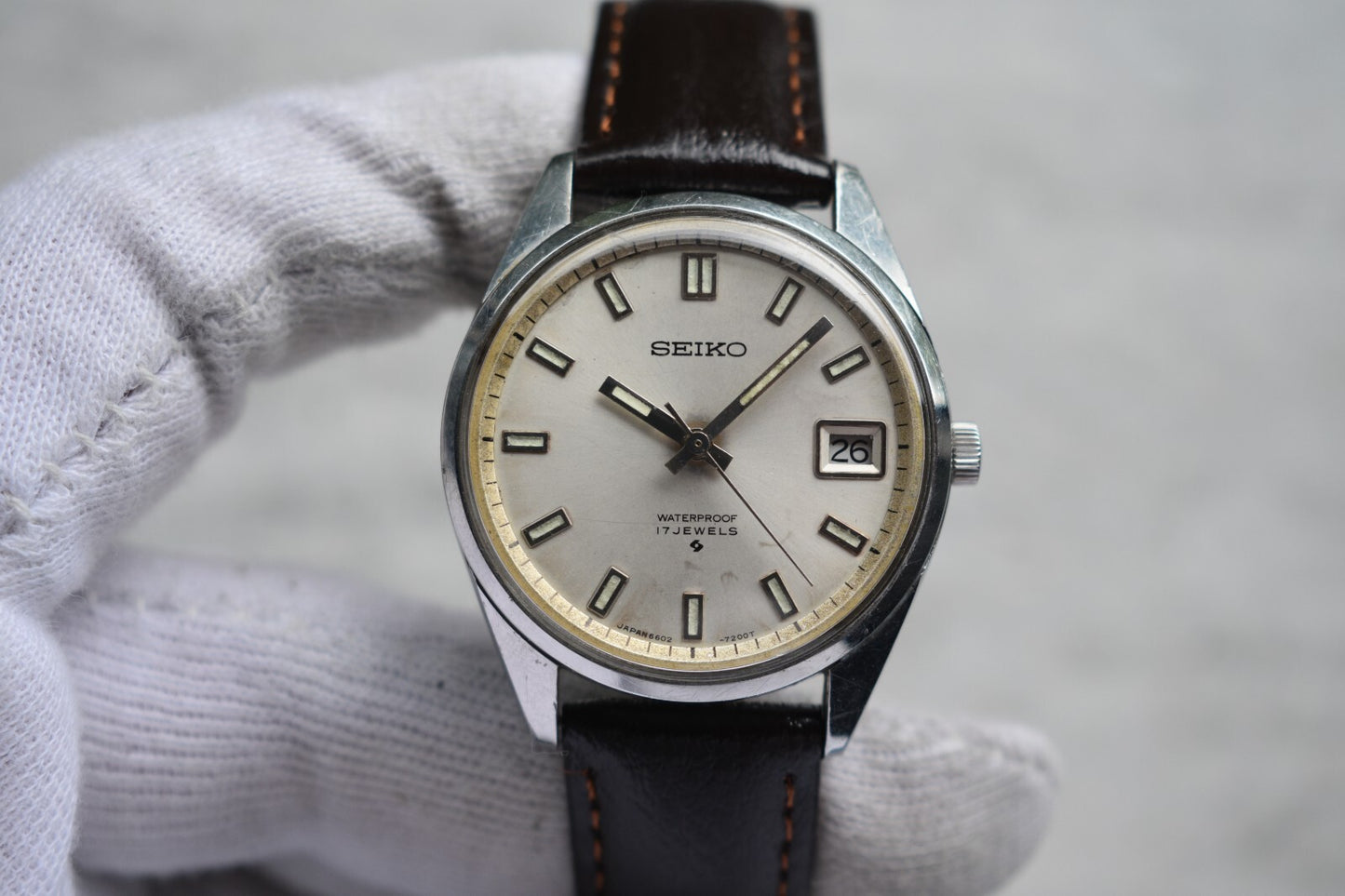 March 1970 Rare Vintage Seiko Date Mechanical Sunburst Dial Leather Dress Watch