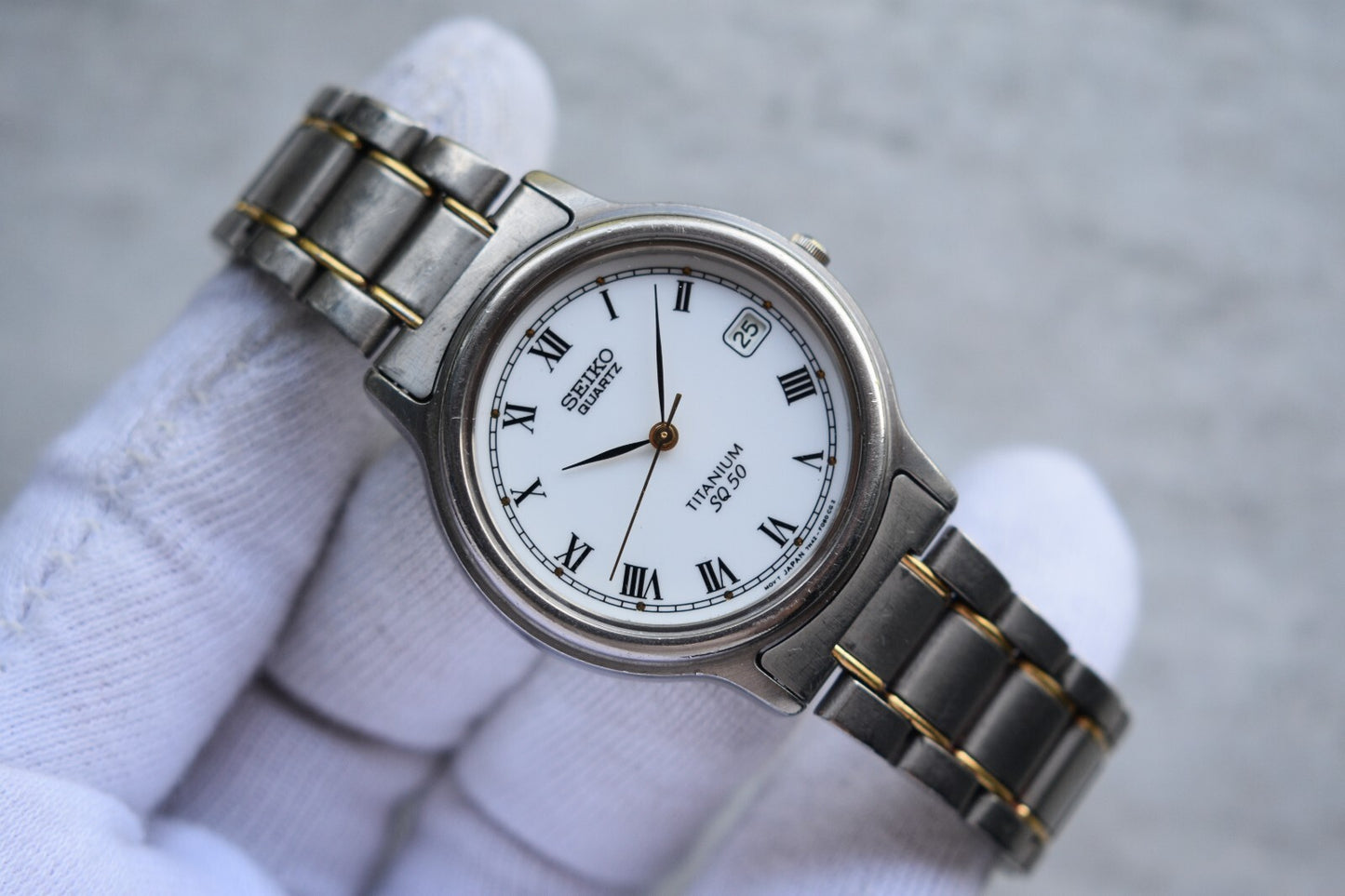 October 1990 Seiko Titanium Two Tone Day Date Men's Bracelet Rare Watch