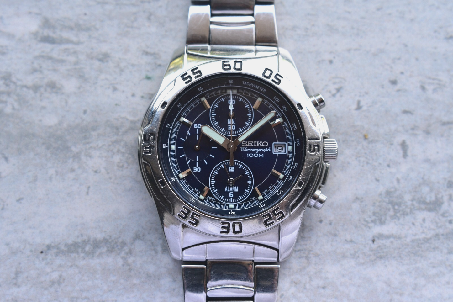 Seiko 100m Chronograph Blue Dial Date Men's Quartz Bracelet Rare Watch
