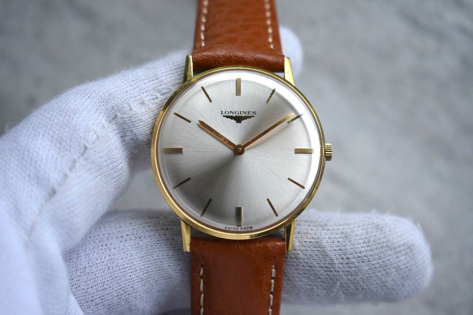 e0201943-5d85-4a6a-b950-1de89d245e17