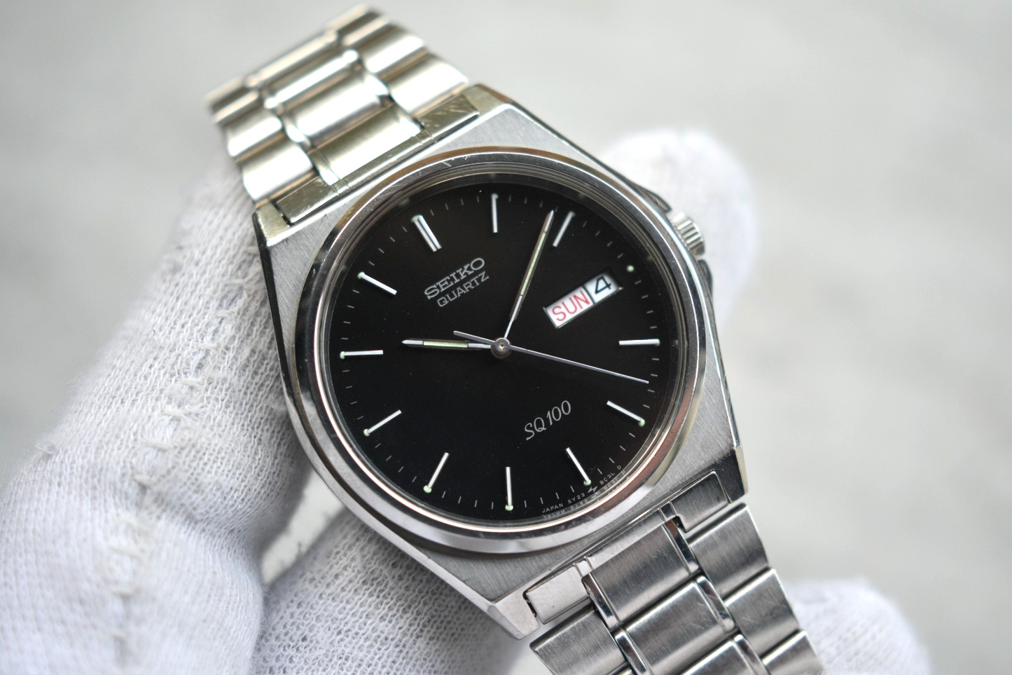 fcc4ca80-5871-4d65-b327-74fe150eeebd