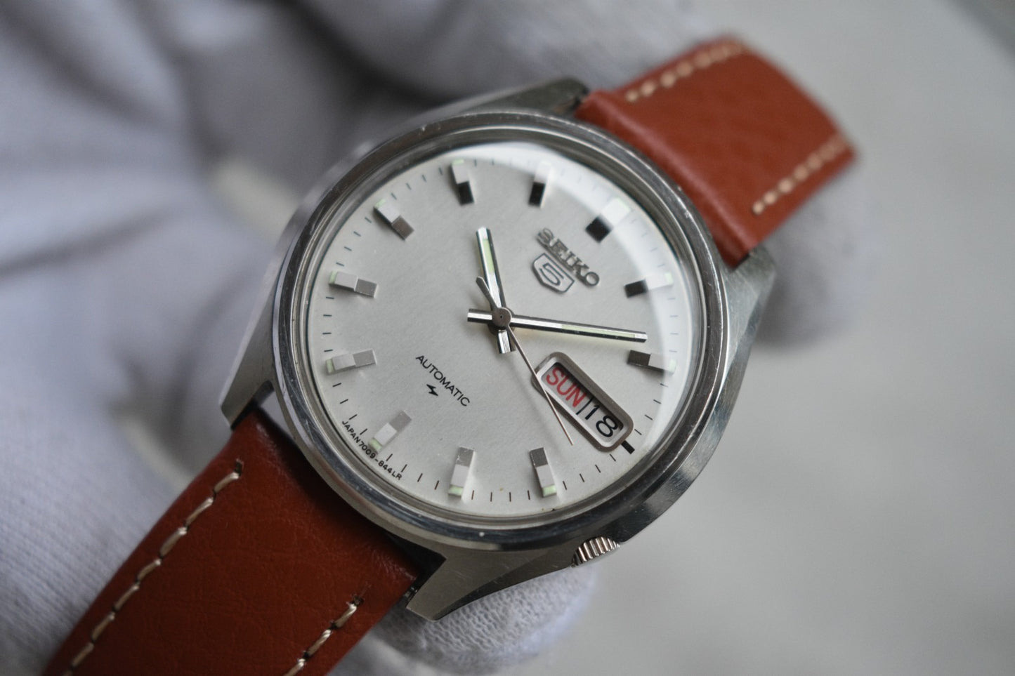 4a4bce9e-8882-4dc2-8045-e6e9dc136a1a