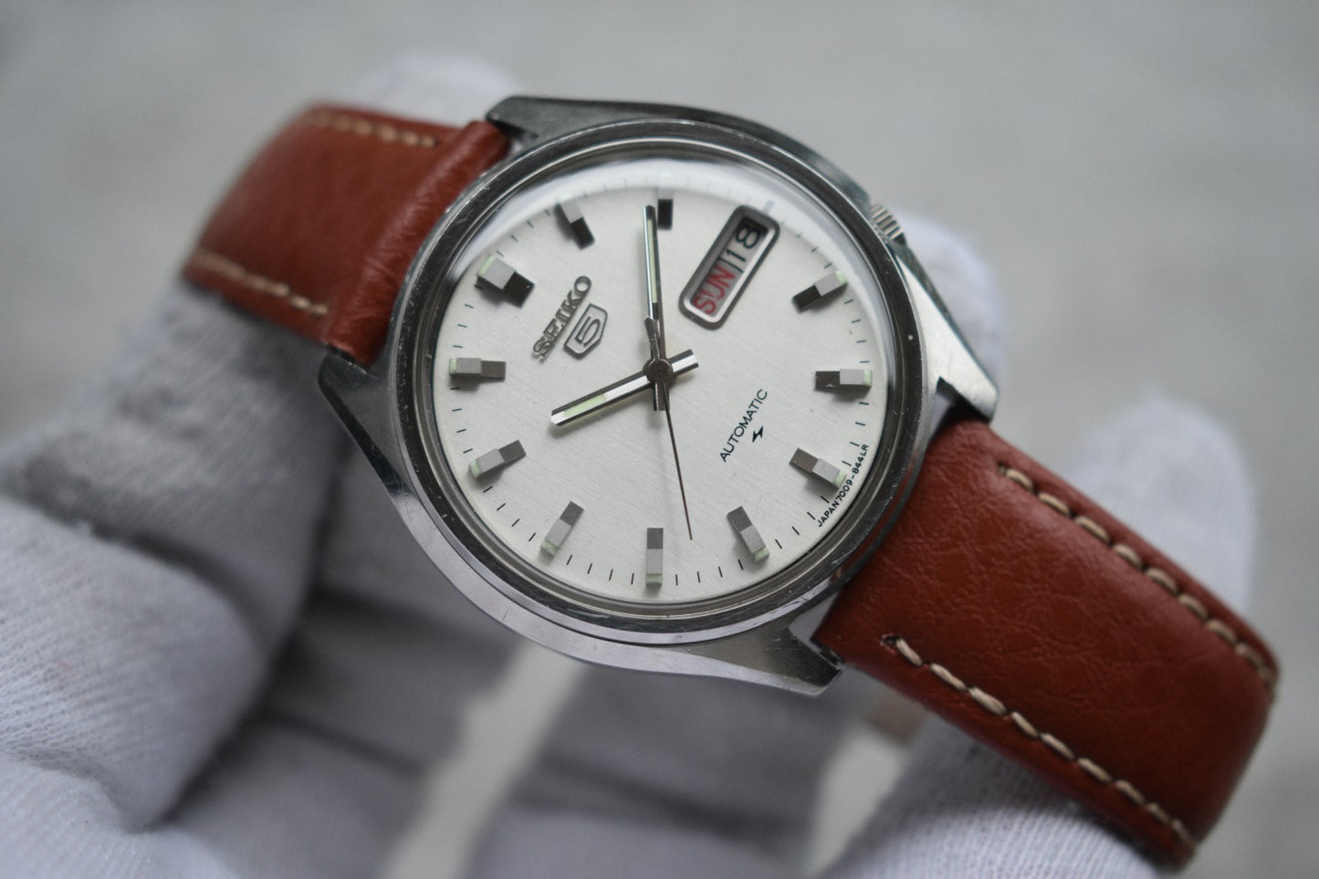 b9065b0e-a4c1-4609-943d-8bb4ec43fb18