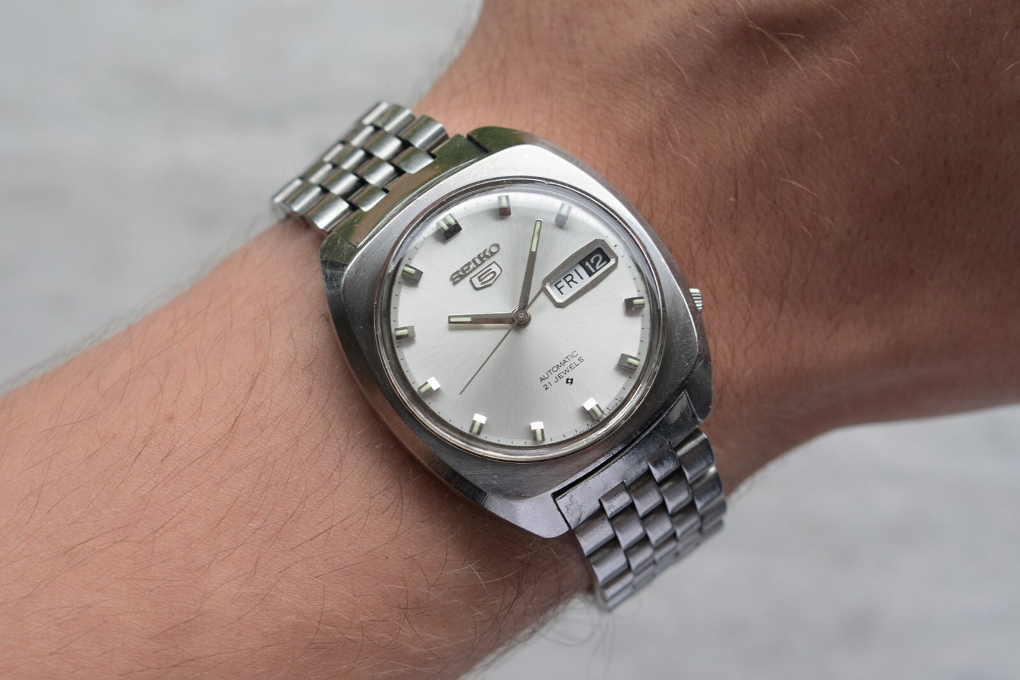 December 1968 Rare Vintage Seiko 6119 Automatic Bracelet Silver Sunburst Watch