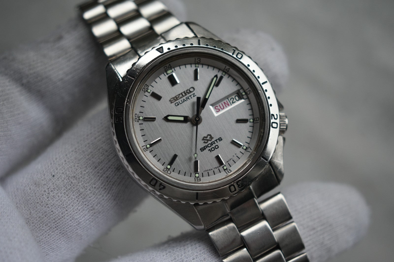 6d8cf9be-2a72-4d47-8bfd-0aeafb5d3802