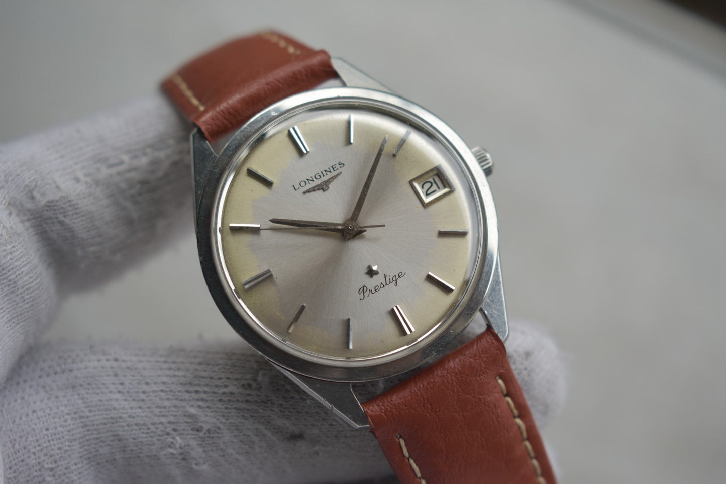 6f63b3b9-3310-4e78-9bfb-4a9b24110187