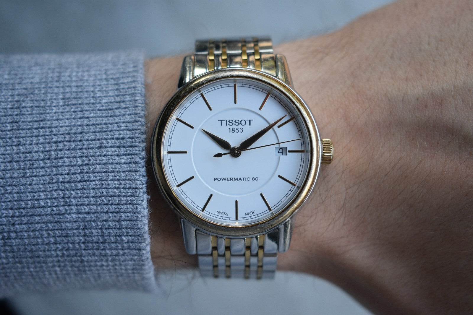 f8ca6549-d2de-4673-bf01-7647836709a6