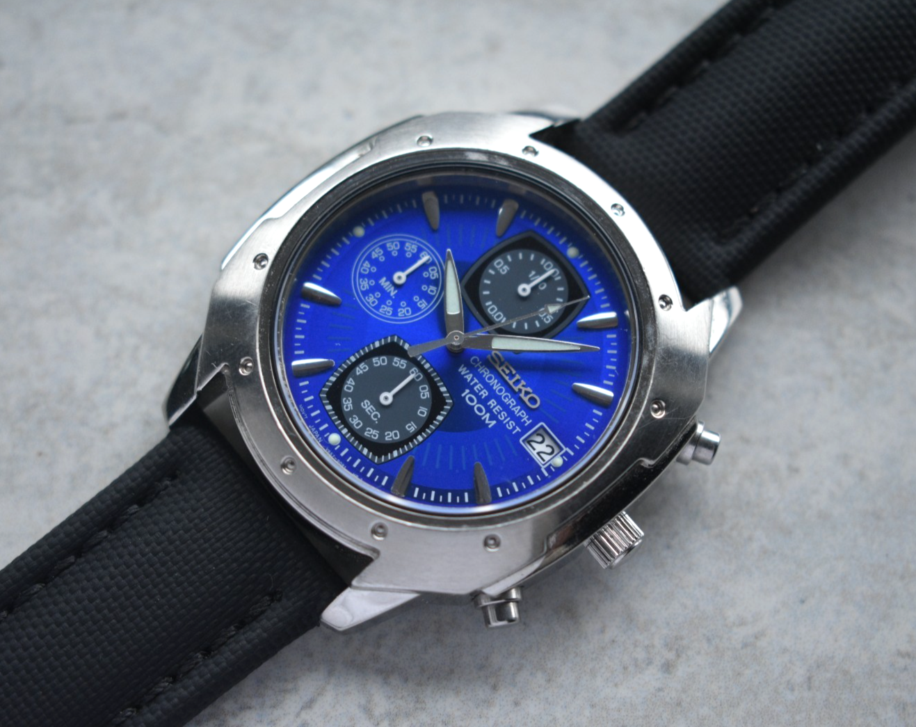 78cce4d7-e27f-41b3-bbbe-f44809e1c68d