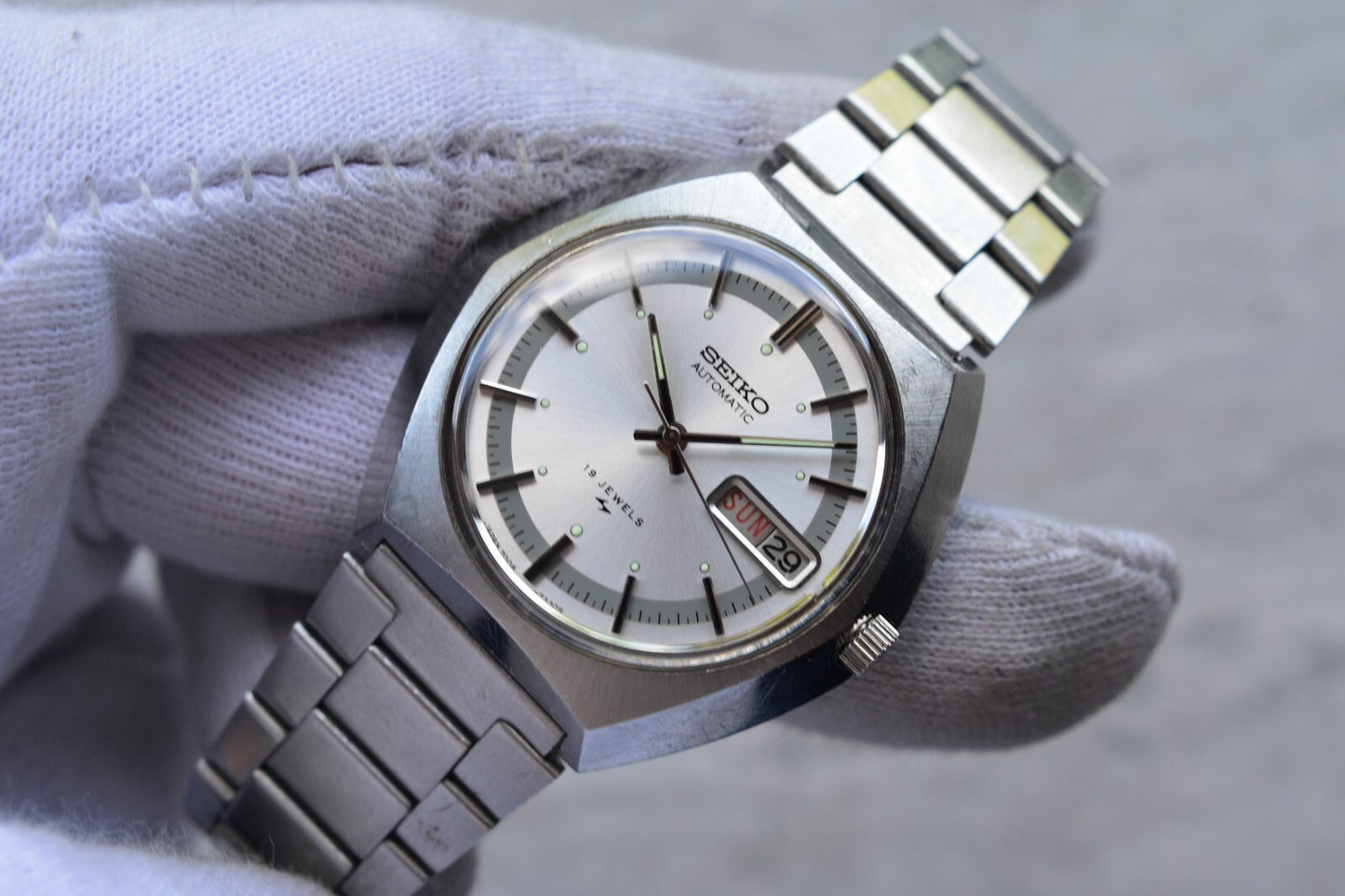 December 1974 Rare Vintage Seiko 7006  Automatic Bracelet Silver Sunburst Watch
