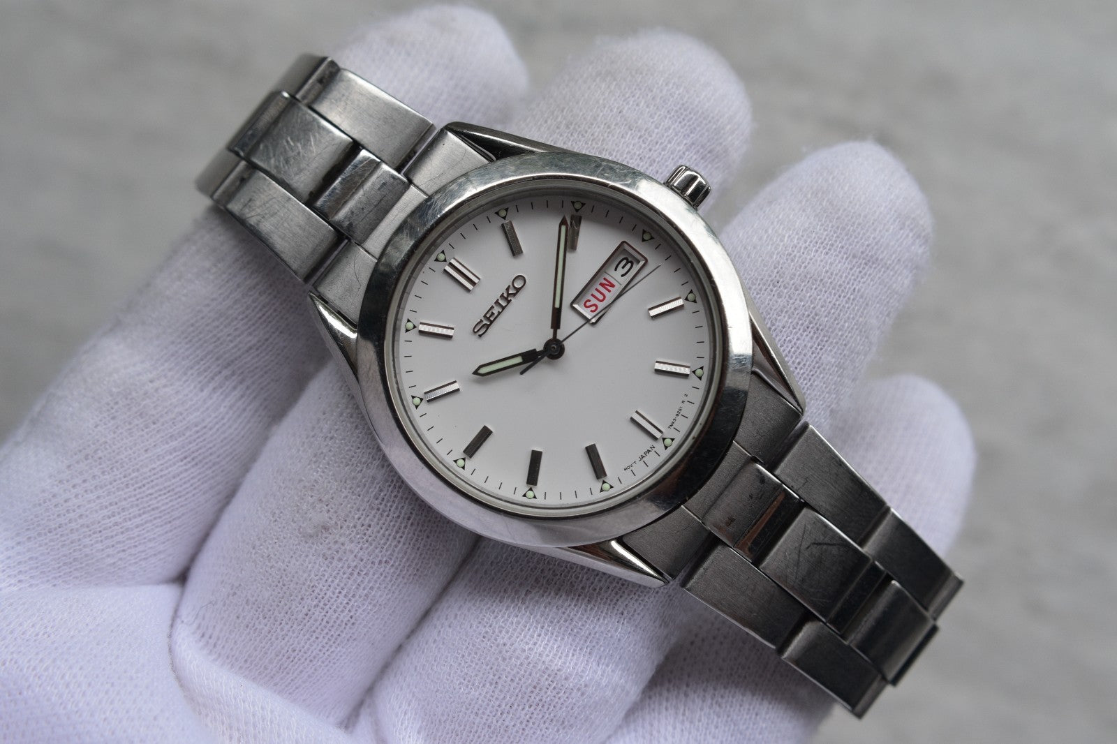 ff8094ce-1744-4ab8-9e74-e0672a8da44c
