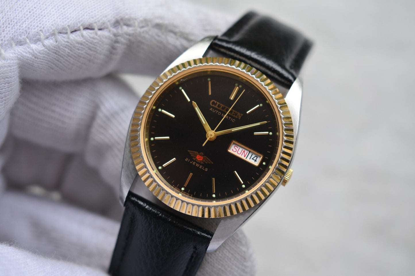 May 1997 Vintage Citizen Eagle 7 Automatic Men's Fluted Black Dial Leather Watch