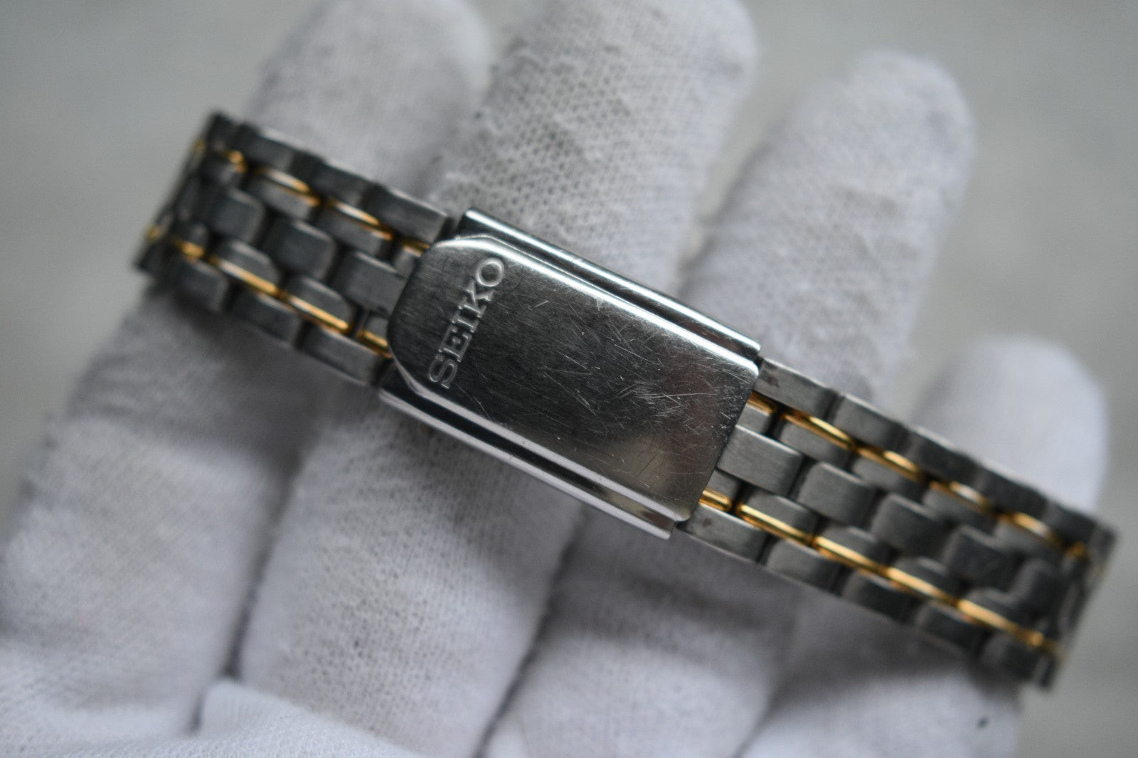 737e61ea-6a4a-41db-818b-fb11c67a581c