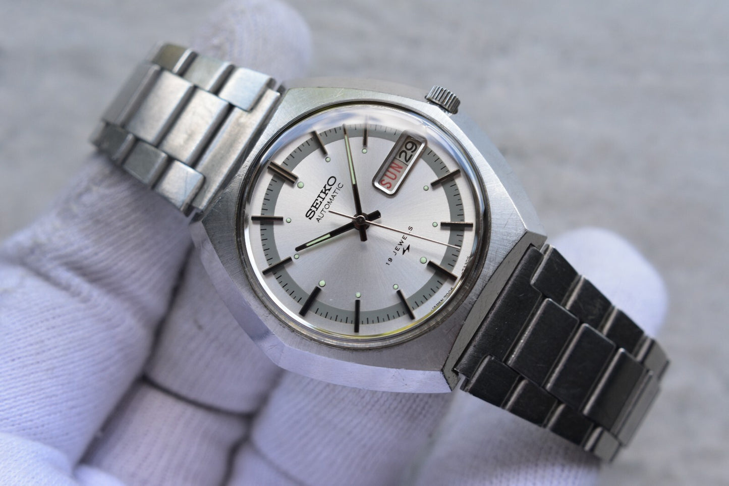 December 1974 Rare Vintage Seiko 7006  Automatic Bracelet Silver Sunburst Watch