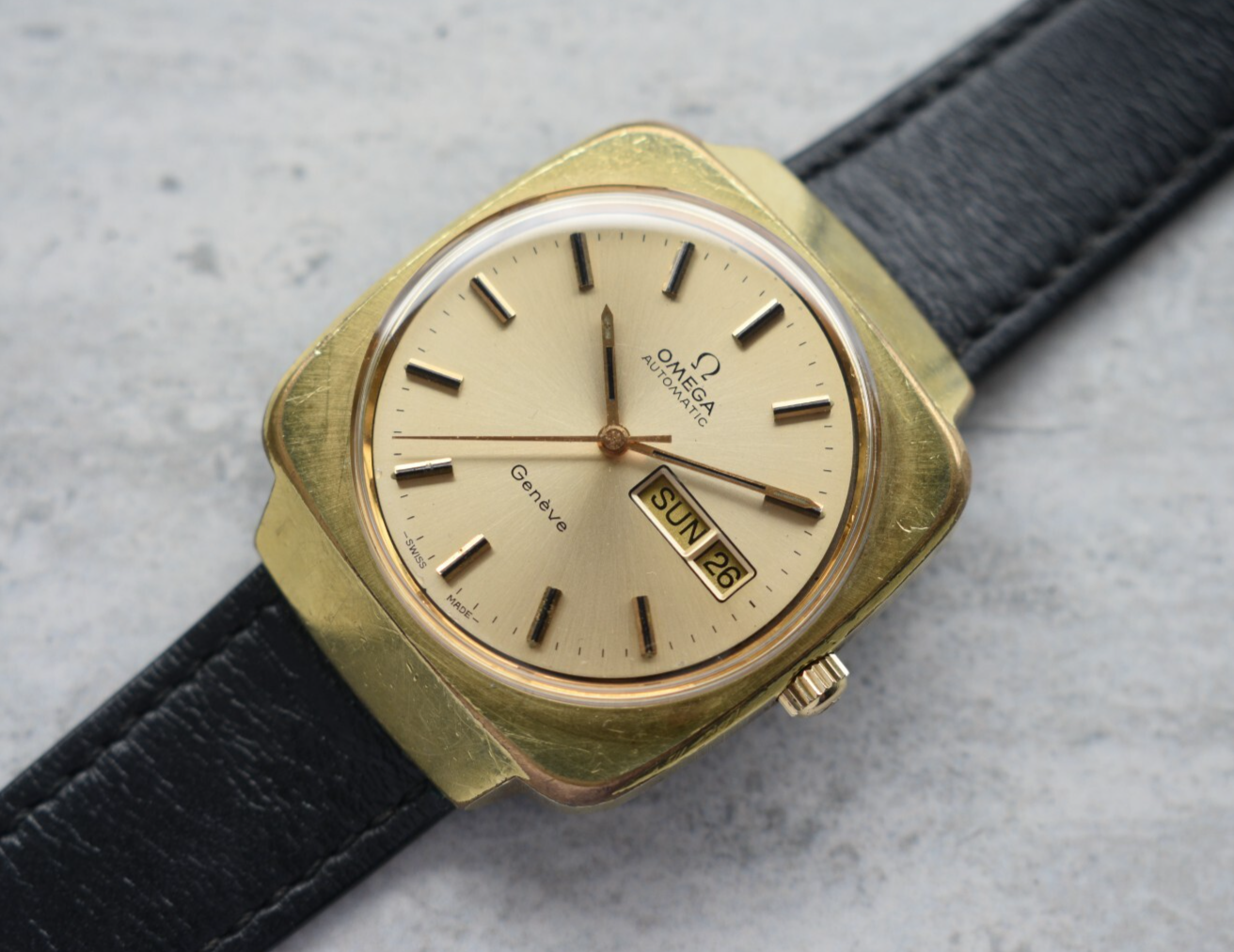 1973 Vintage Omega Gold Rare Men's Automatic Dress Watch Geneve Date Leather