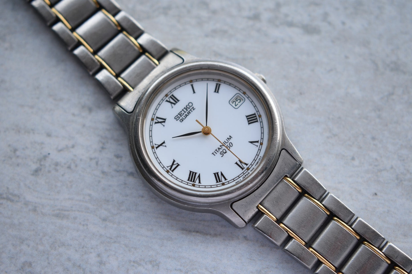 October 1990 Seiko Titanium Two Tone Day Date Men's Bracelet Rare Watch