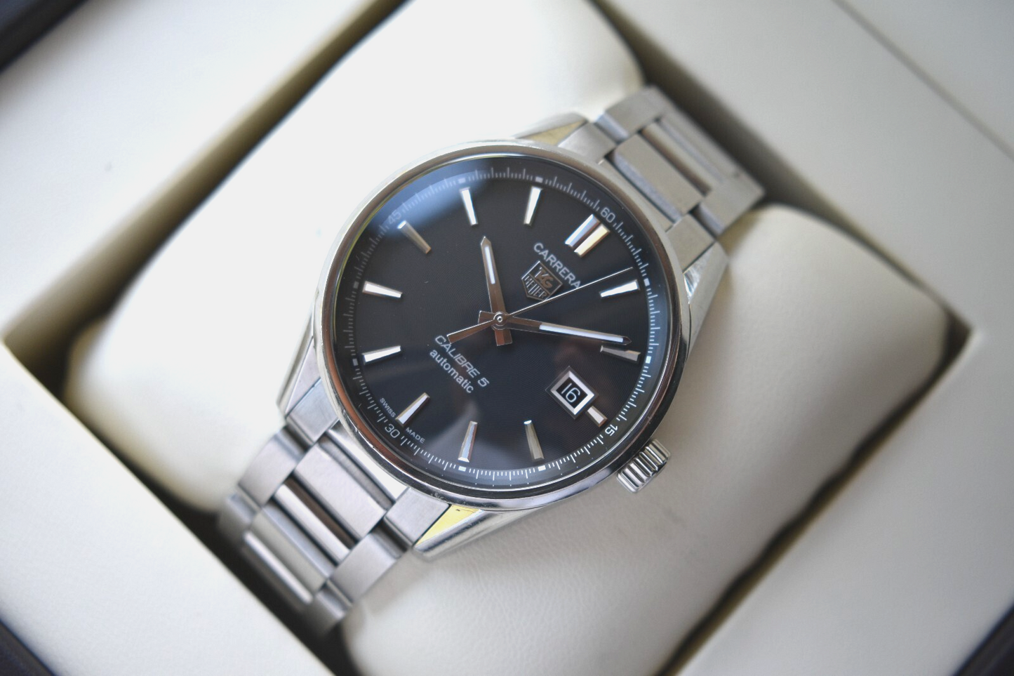 Tag Heuer Carrera Calibre 5 Men's Black Dial Automatic Bracelet Watch WAR211A