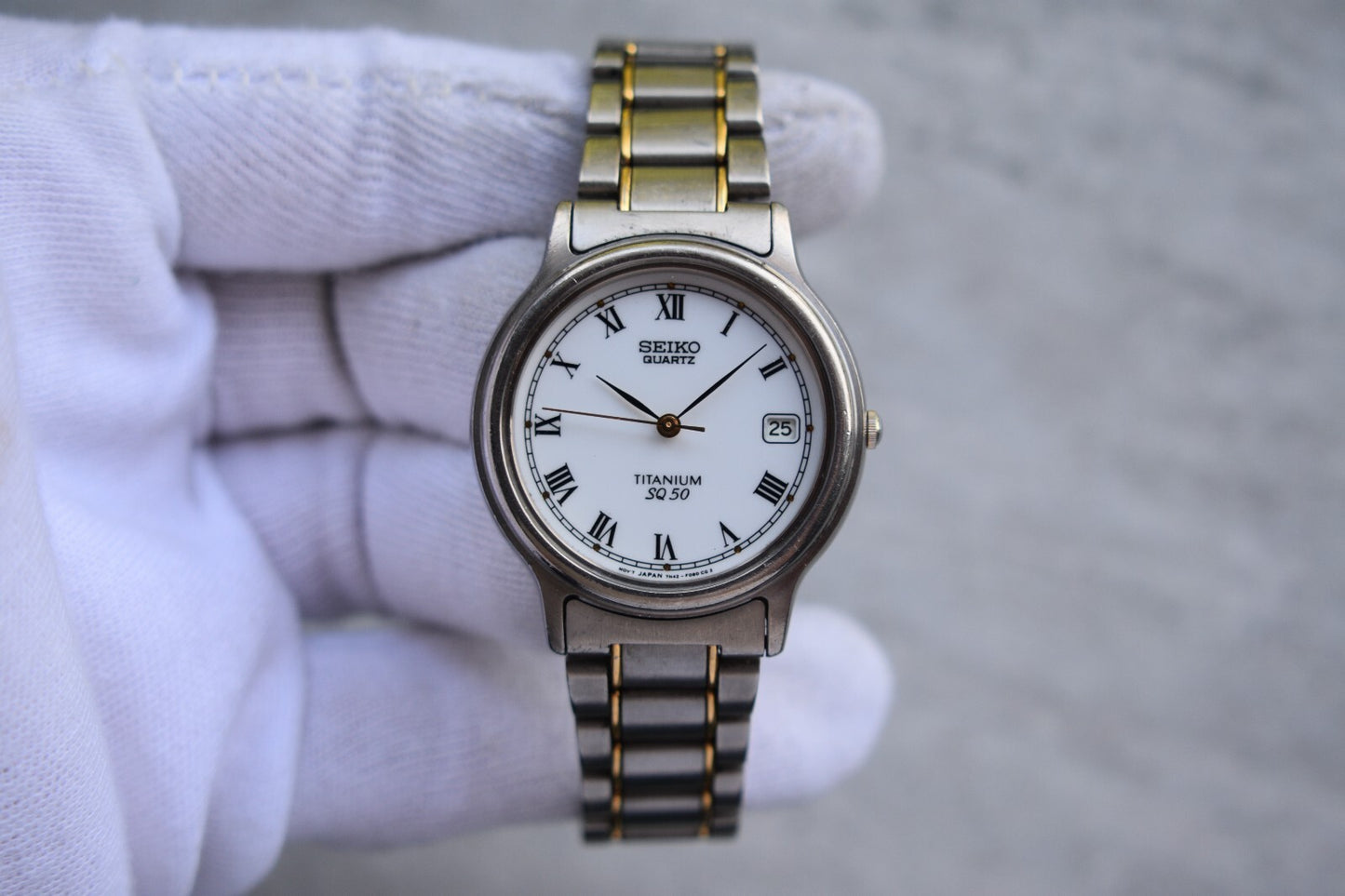 October 1990 Seiko Titanium Two Tone Day Date Men's Bracelet Rare Watch