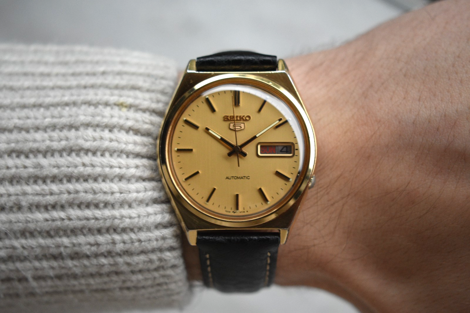 4eb8dc59-5bdd-4974-a9ae-bcc290754404