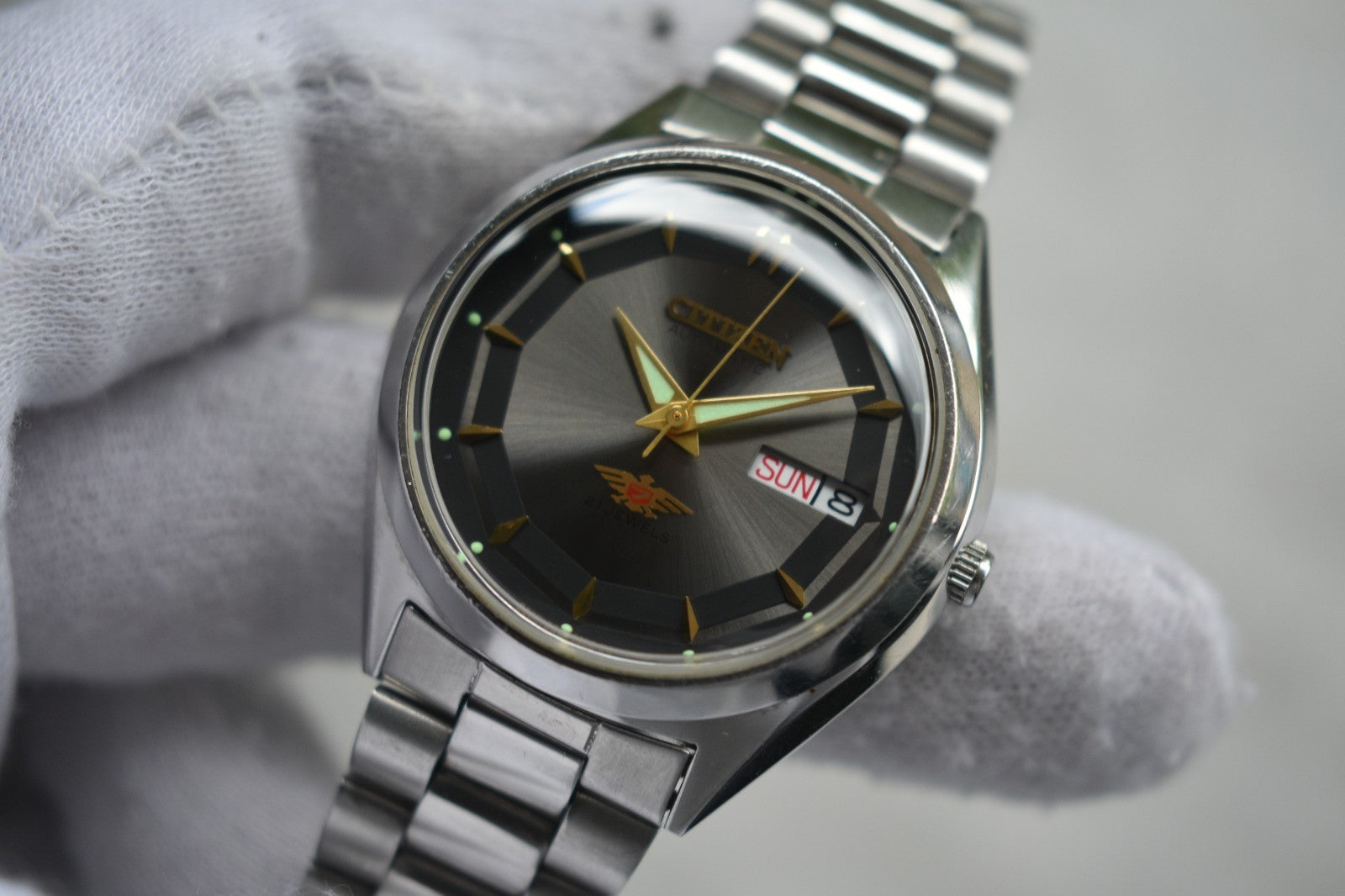 dae08eaa-598f-410e-8bce-13eccff1f8ef