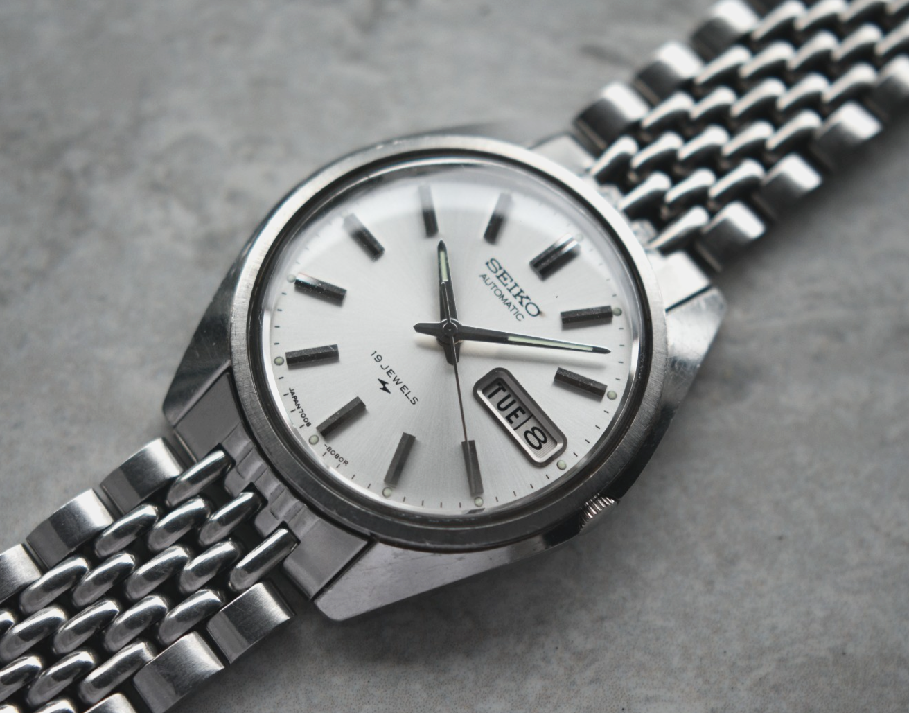 ff241c9e-714b-49e6-b7e6-f8b985cc2401