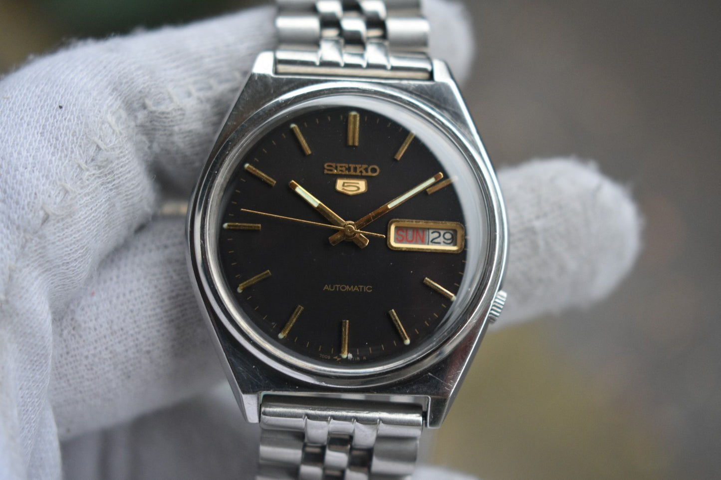 04b4cbdd-2d9d-42e7-b8ea-69608527bdfb