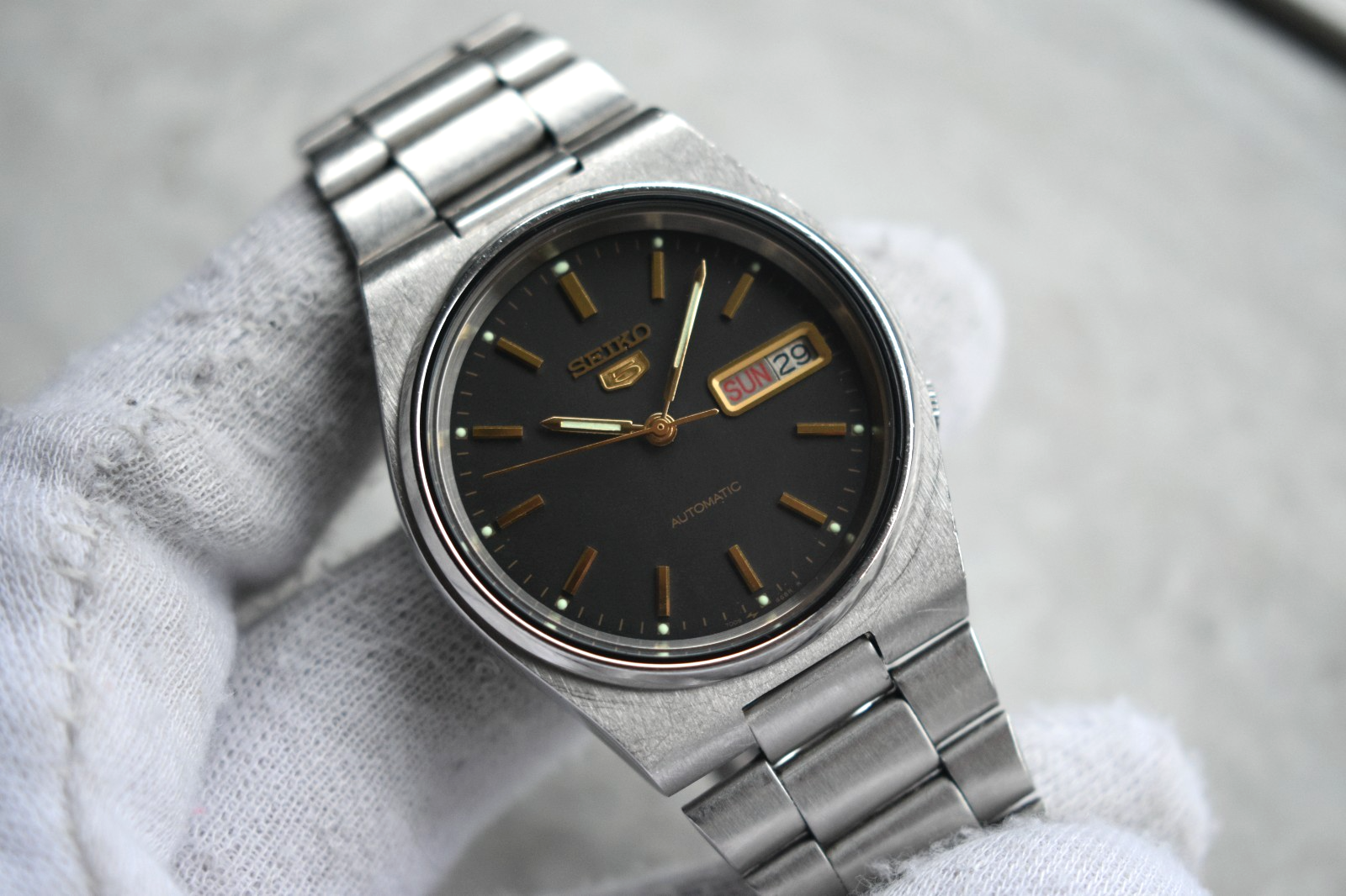 ef5f1349-2ac0-40f5-870d-2e8aa5773be1