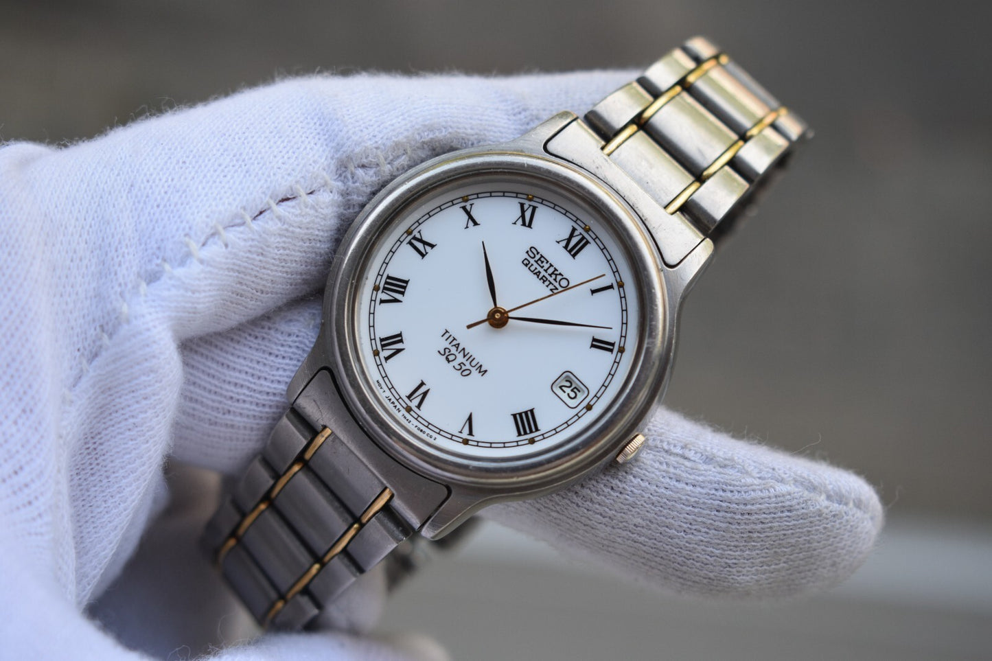October 1990 Seiko Titanium Two Tone Day Date Men's Bracelet Rare Watch