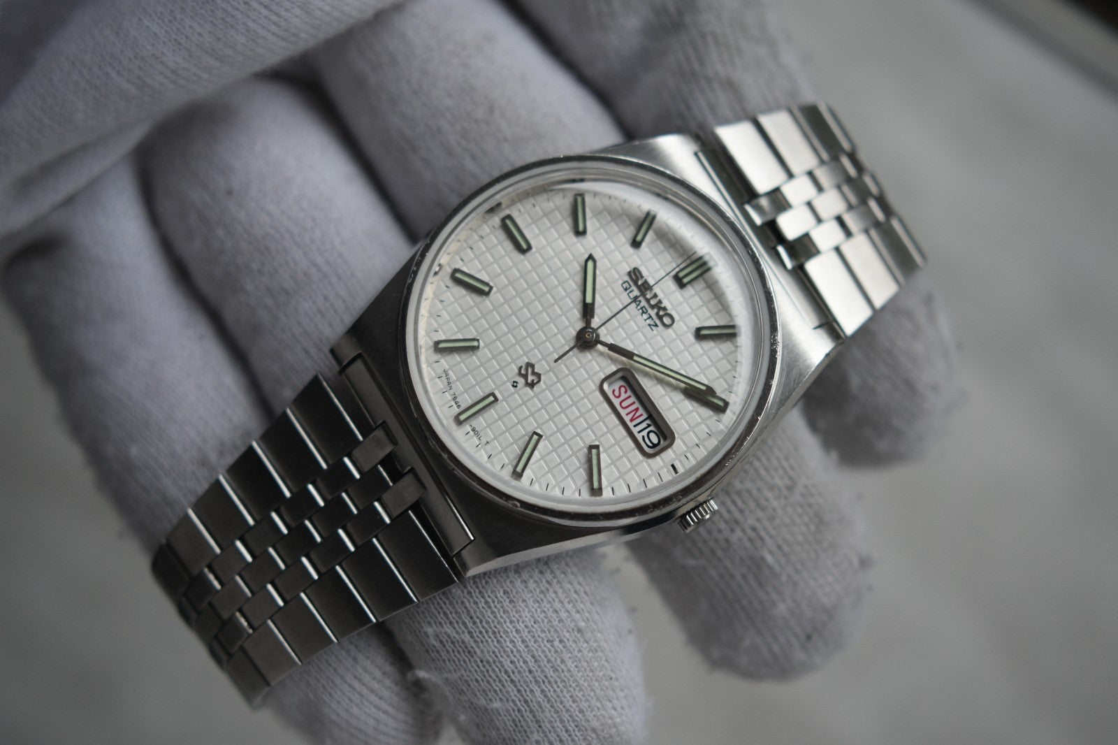 83484ab0-86a1-4c7b-a7f6-f9897f2ee602