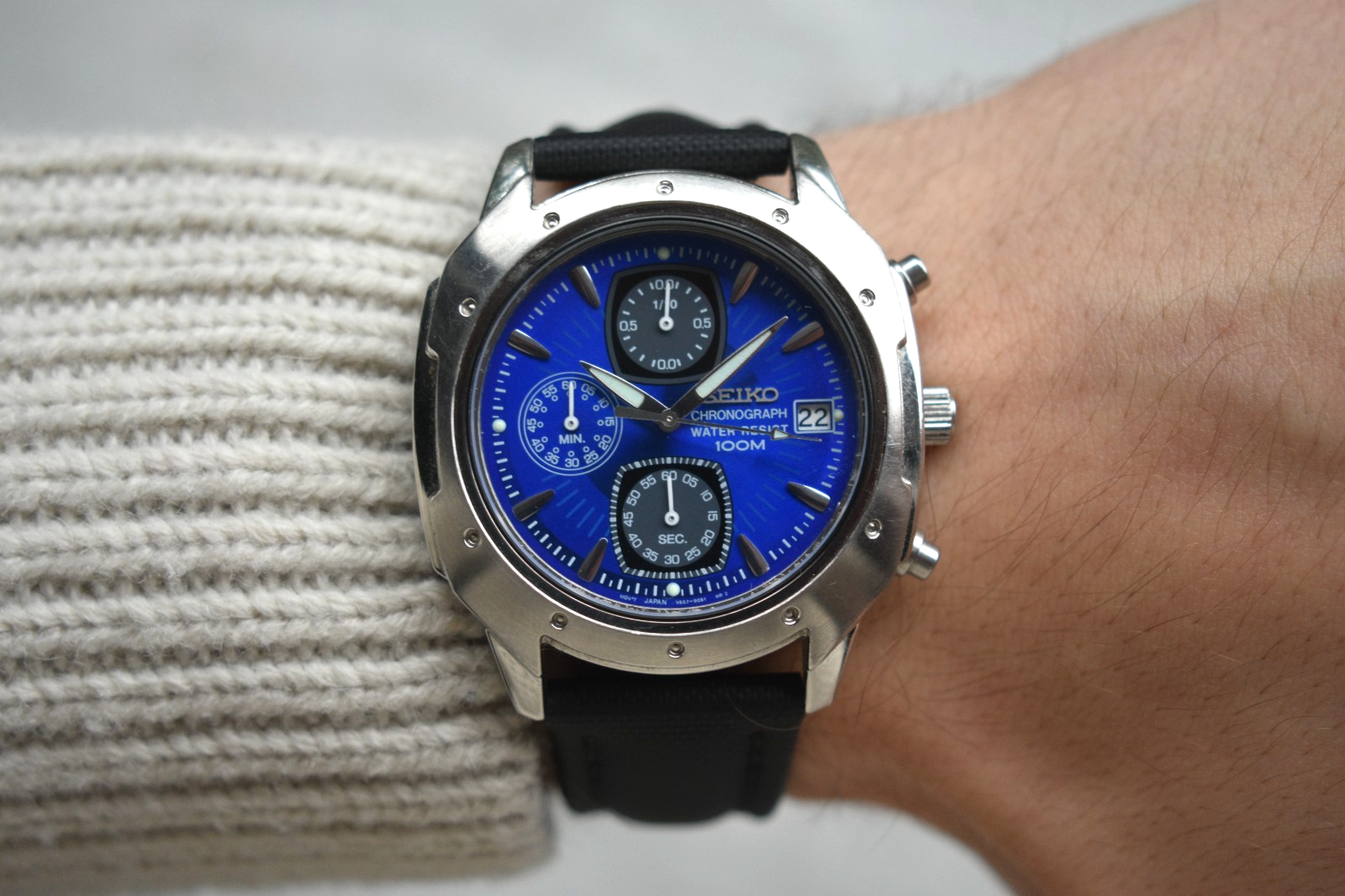 40702212-22e9-4725-a062-7d5ad81d5a5a