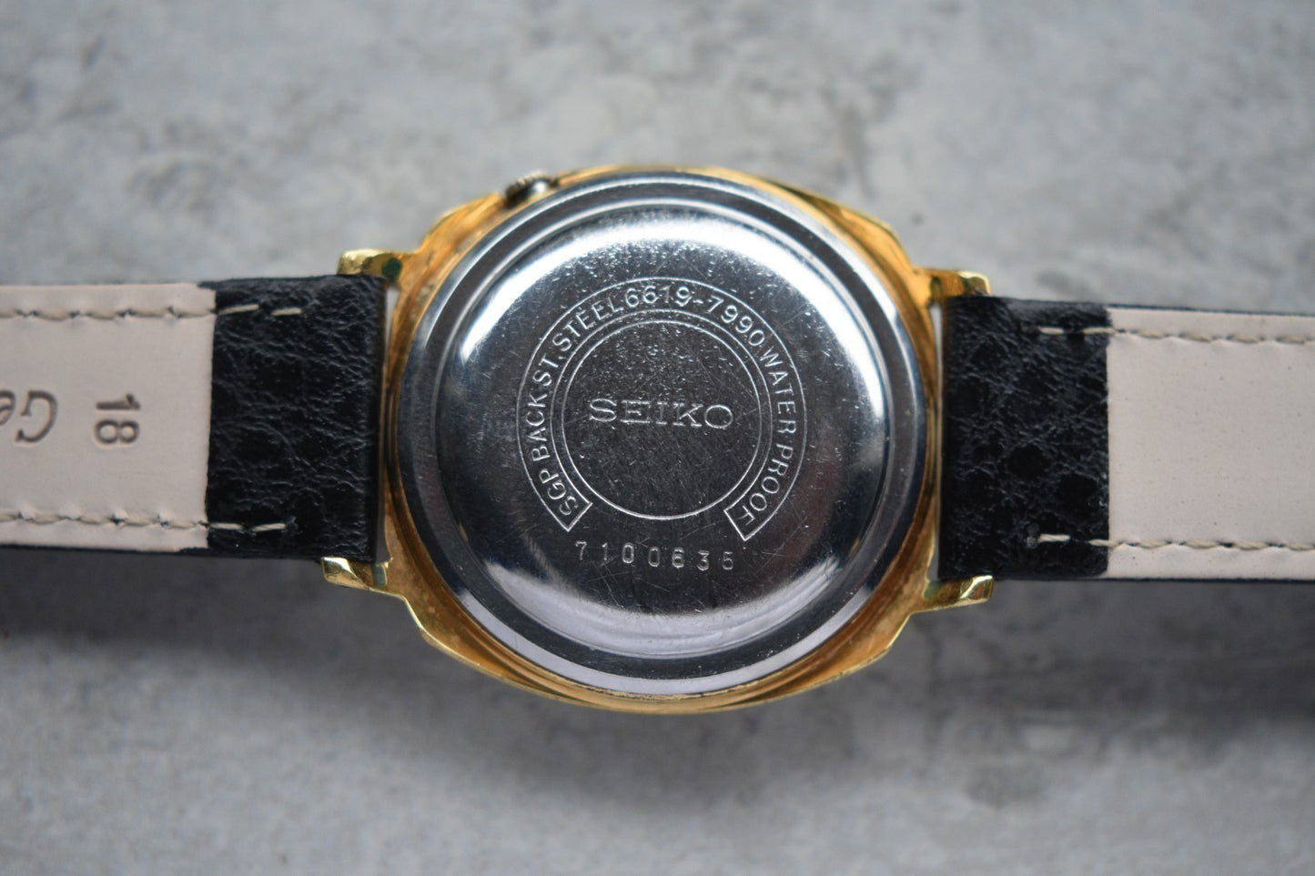 4a323e7e-ad40-4b01-9c34-a429db2c8eba