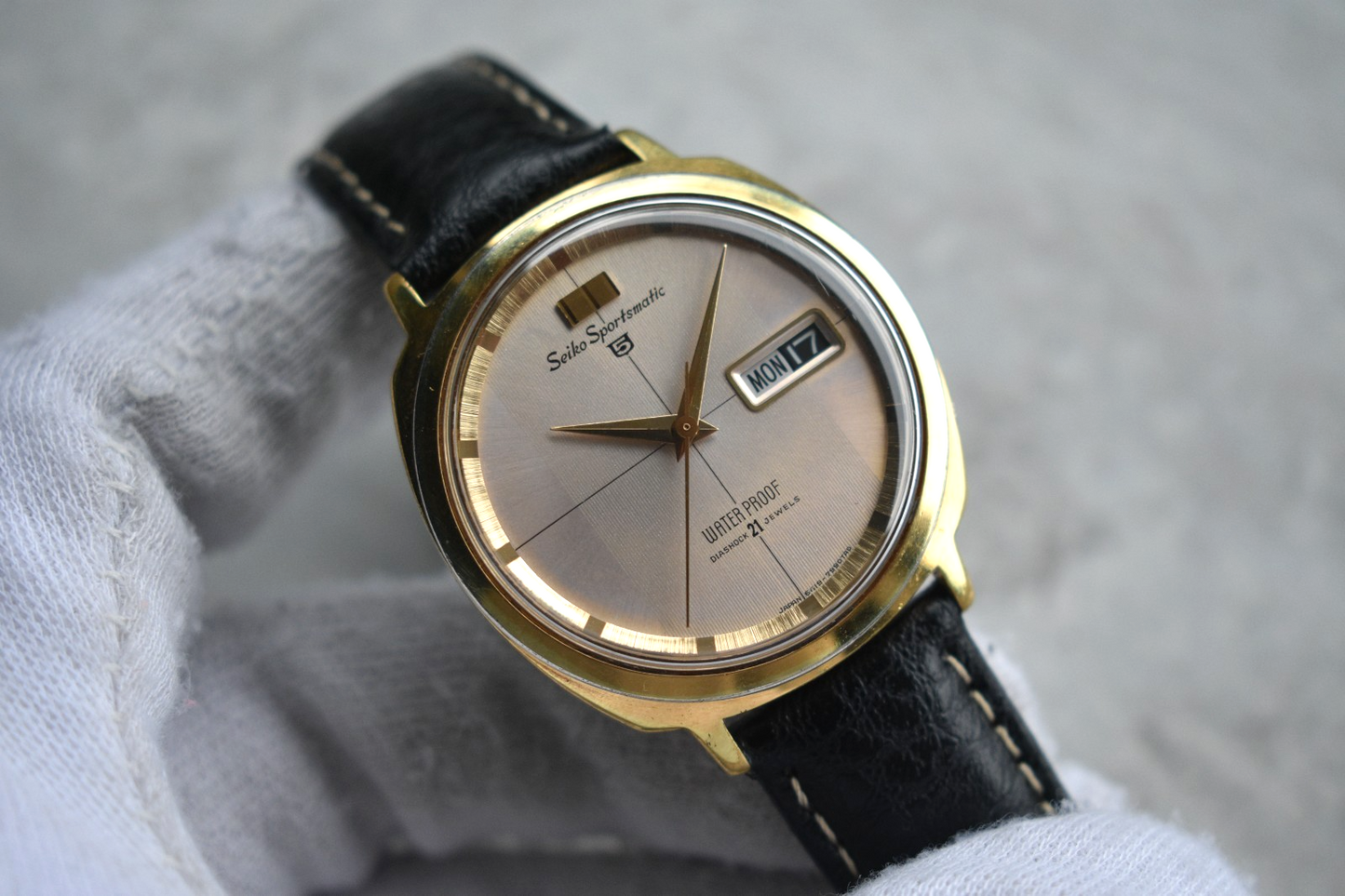 f8b9c6b0-91dd-4a6a-9fb4-5e42ecfdb7ad