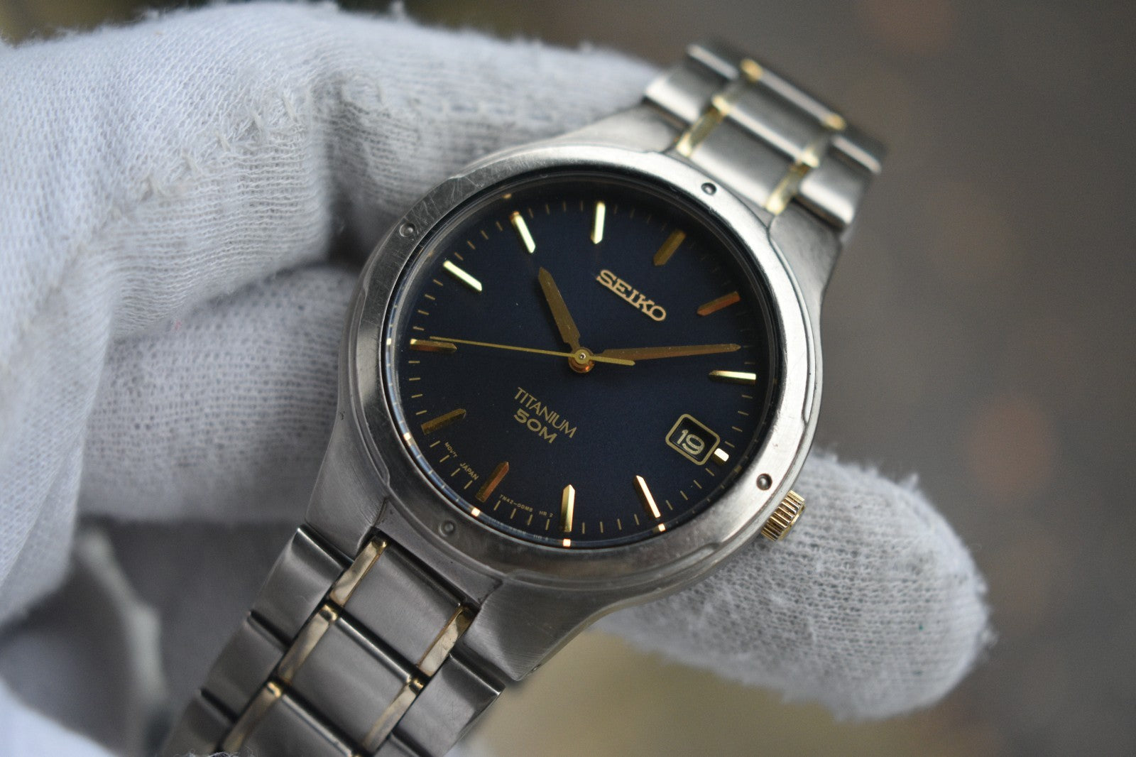 e653e6e6-019f-468b-9f44-e5eb3a6d4c73