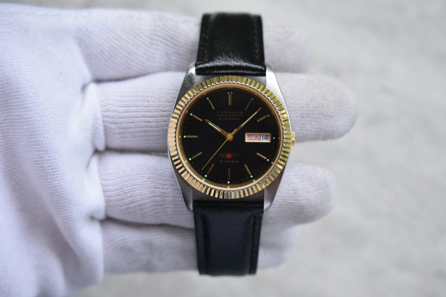 May 1997 Vintage Citizen Eagle 7 Automatic Men's Fluted Black Dial Leather Watch
