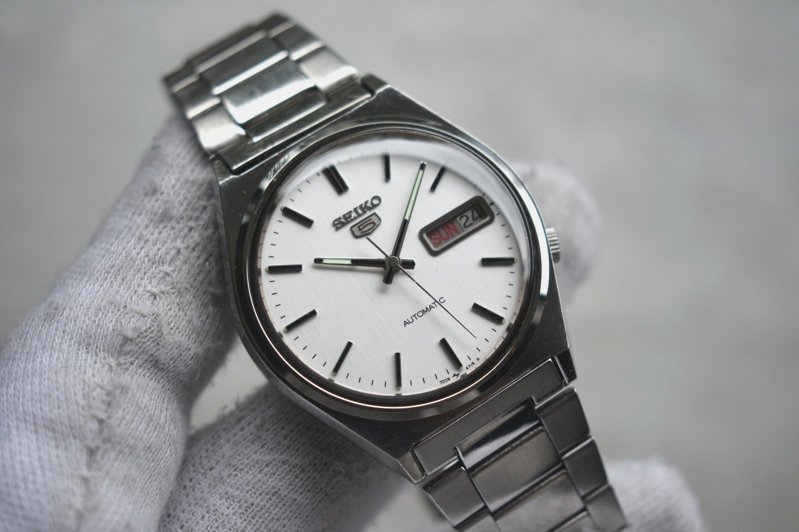 ff82f6dd-a8a6-4d27-9f92-8e1f100214cb