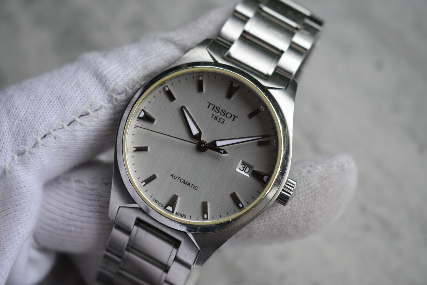 Tissot Grey Dial Automatic Men's Steel Bracelet Watch Display Caseback