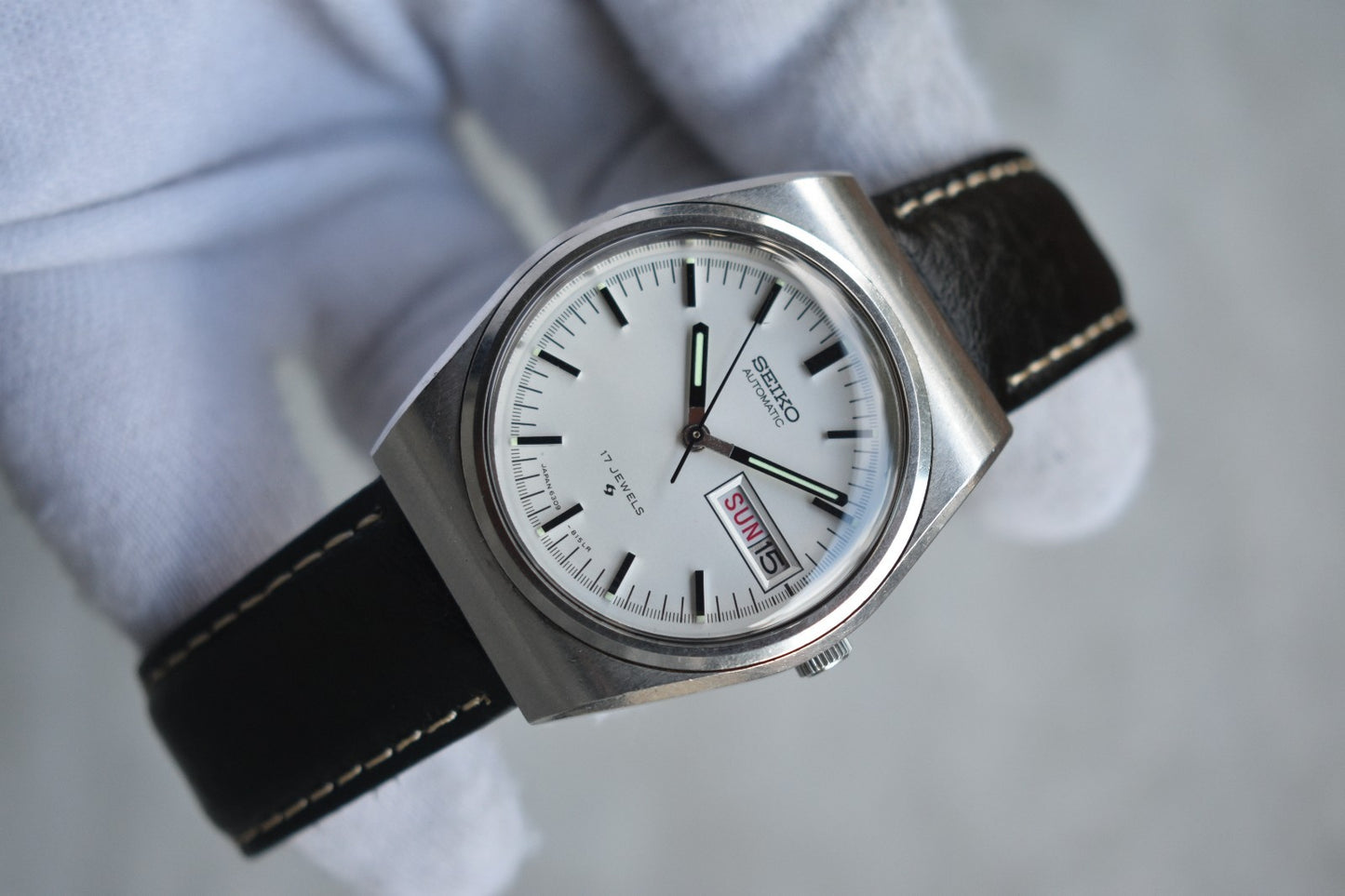 e177db88-334f-4056-9436-9cdd1e74a474