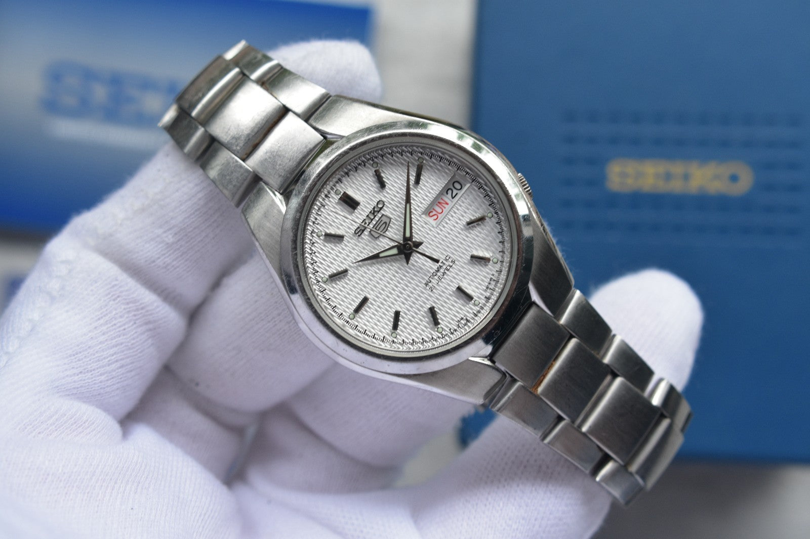 8ca36109-2cdb-421c-a1db-21b398a9c275