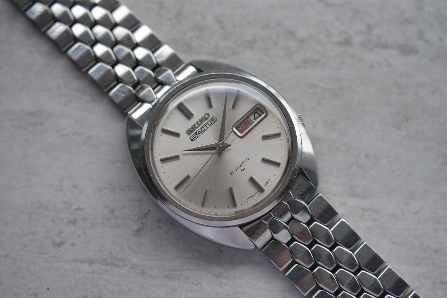 November 1970 Vintage Seiko Actus Kanji Automatic Bracelet Silver Sunburst Watch