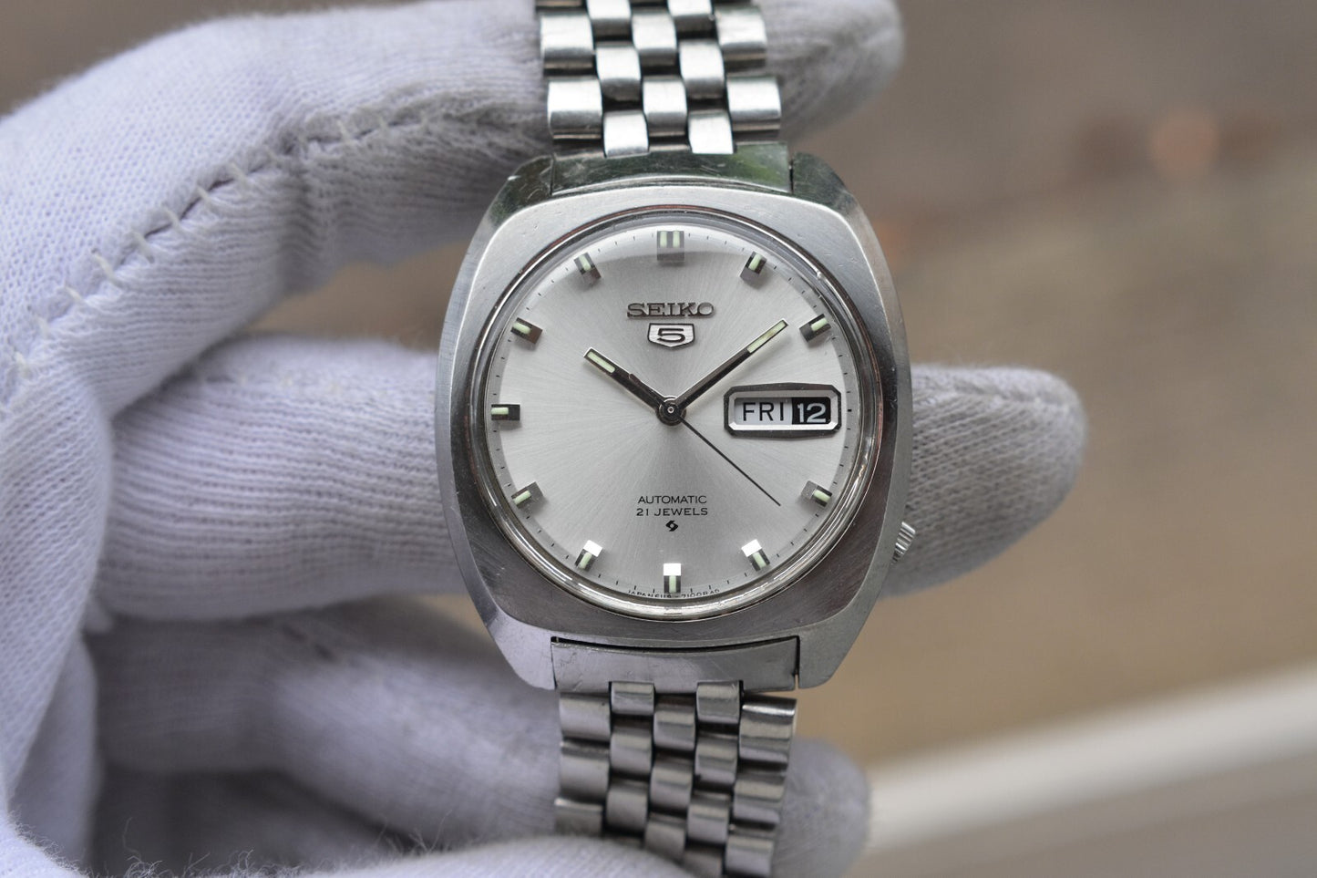 December 1968 Rare Vintage Seiko 6119 Automatic Bracelet Silver Sunburst Watch