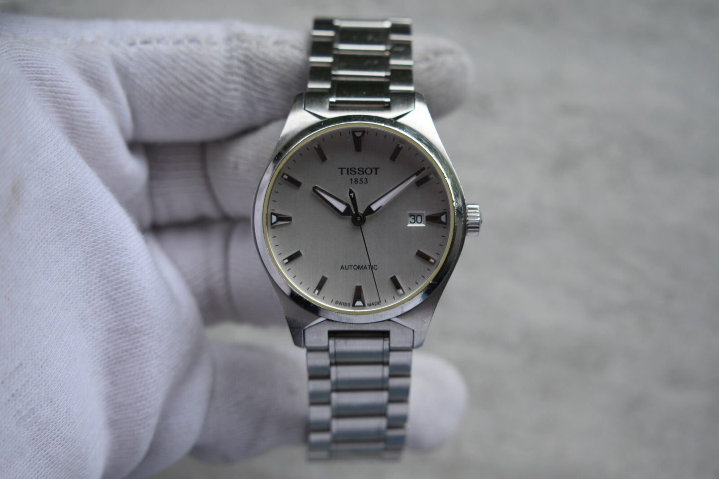Tissot Grey Dial Automatic Men's Steel Bracelet Watch Display Caseback