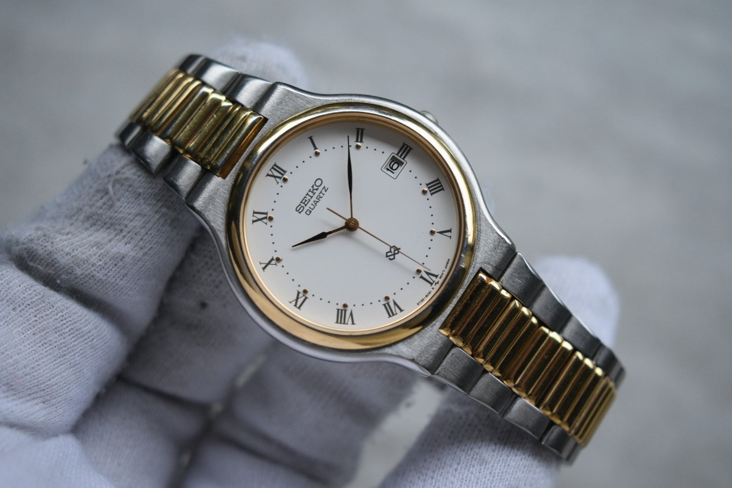 a5ad0ee4-3943-4989-991b-e1354ef8a9c7