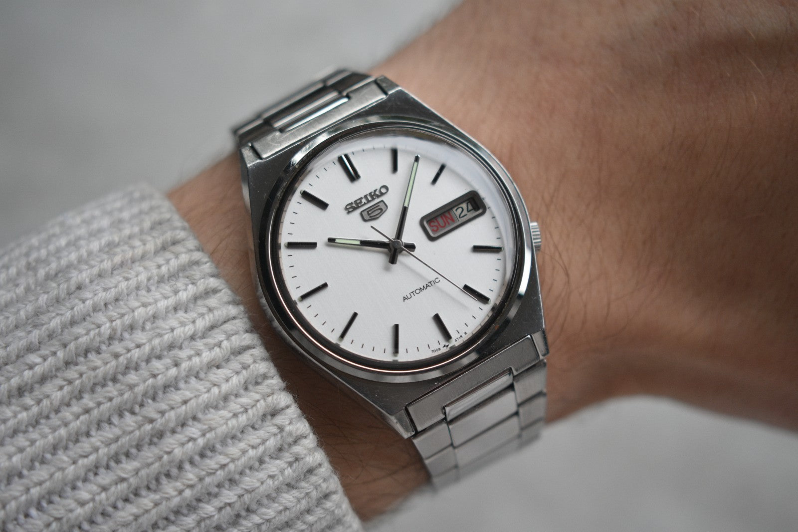 8c270dbf-b2c8-457a-a121-b8080e5d3d19