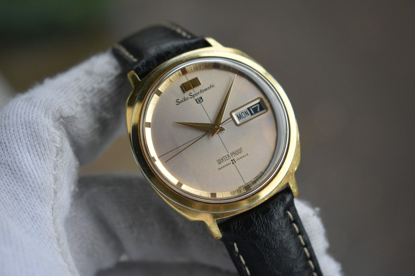 2eb51dae-0c56-4f42-bfe6-1784b39b18b4